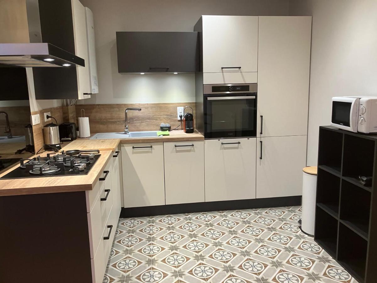 Studio Quartier Chateau - Wifi - Garage Individuel A Cle - Electromenager Complet Pau Zewnętrze zdjęcie