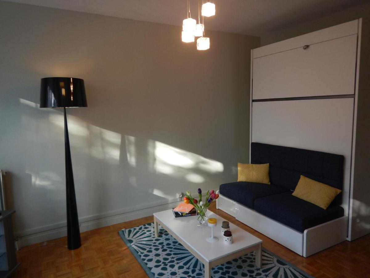 Studio Quartier Chateau - Wifi - Garage Individuel A Cle - Electromenager Complet Pau Zewnętrze zdjęcie