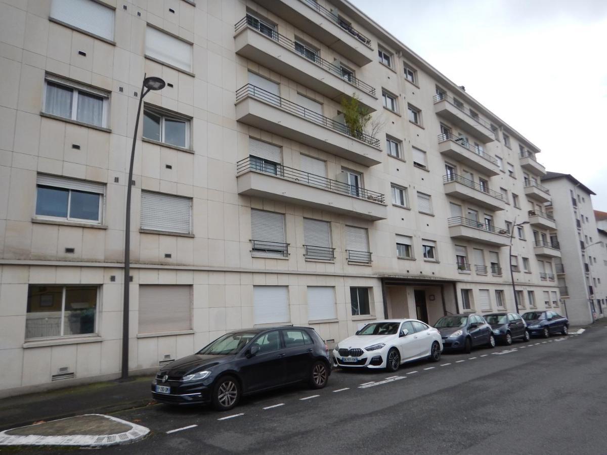 Studio Quartier Chateau - Wifi - Garage Individuel A Cle - Electromenager Complet Pau Zewnętrze zdjęcie